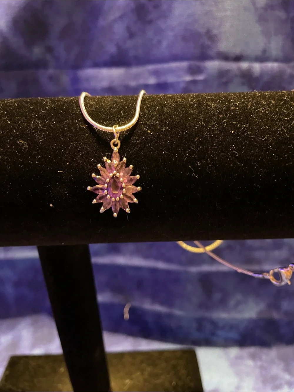 17” Sterling Silver Necklace with tear drop Amethyst pendant. - Picture 4 of 5